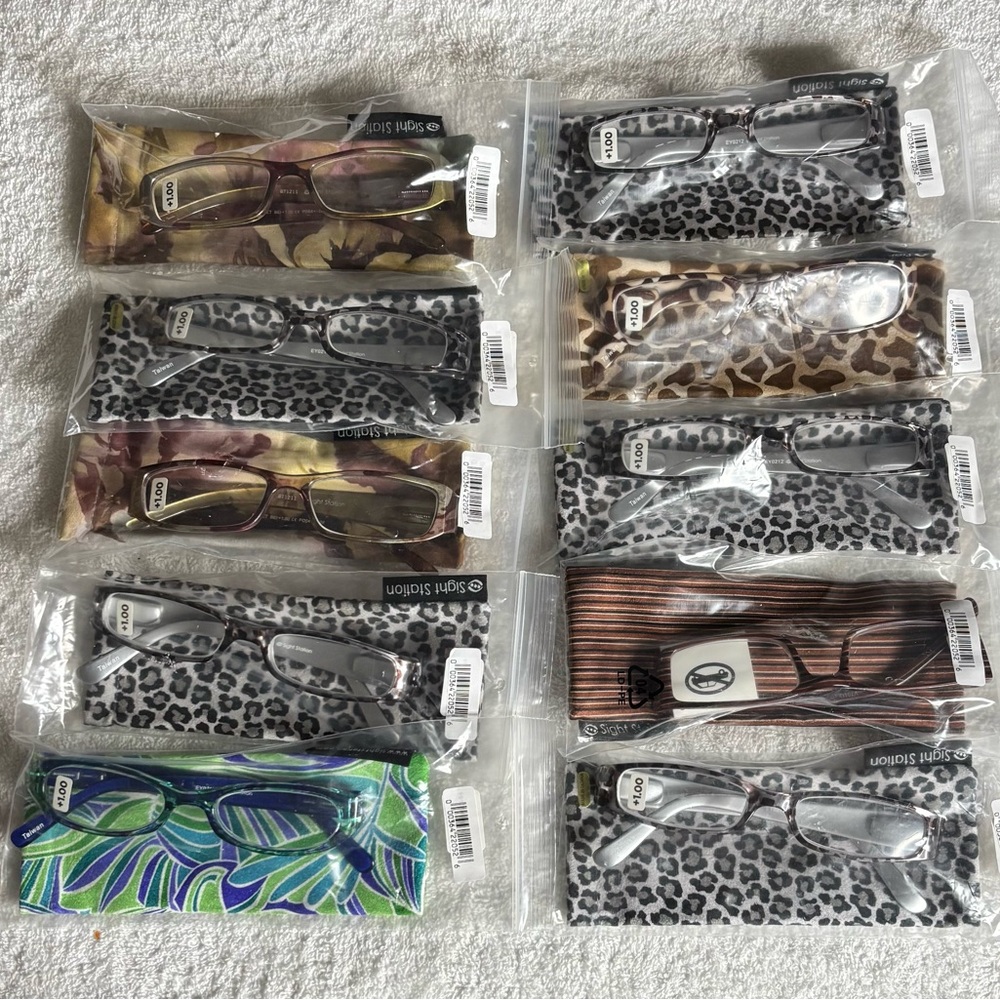 10pcs Stylish Reading Glasses Set with Animal Cases design bundle+1.00 #008